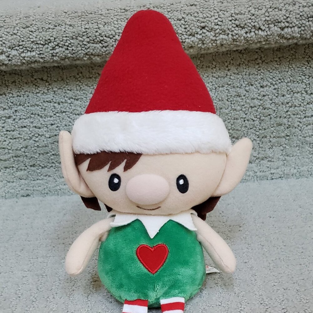 6 Christmas decor items for one price!  See pics of all 6!